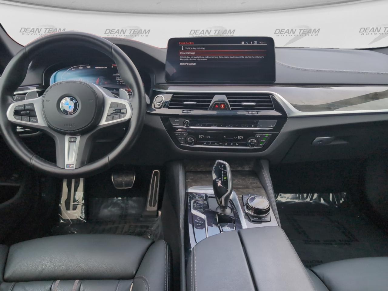 BMW 5 Series M550i xDrive Sedan 2022