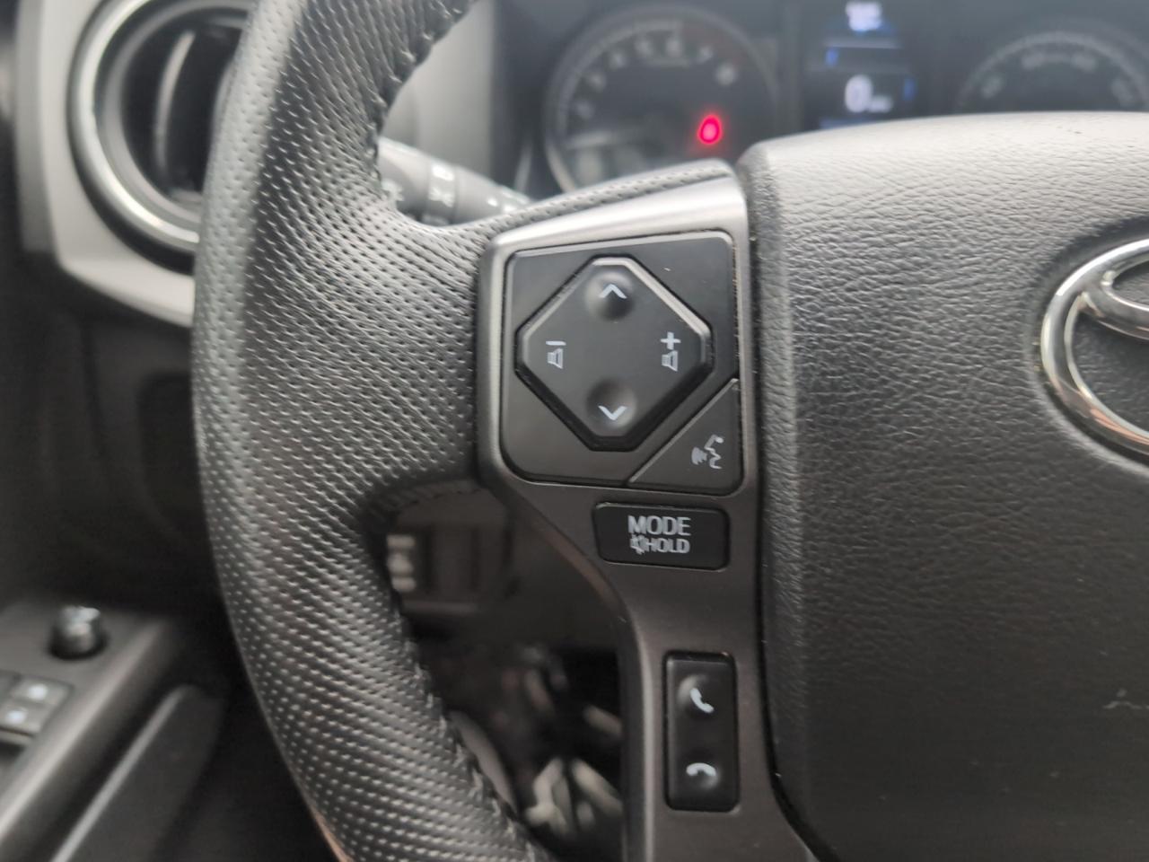 Toyota Tacoma 4WD  2022
