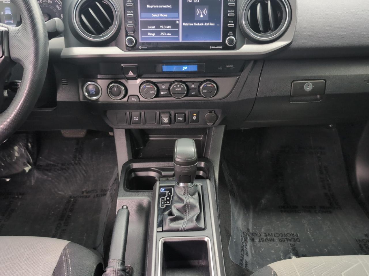 Toyota Tacoma 4WD  2022