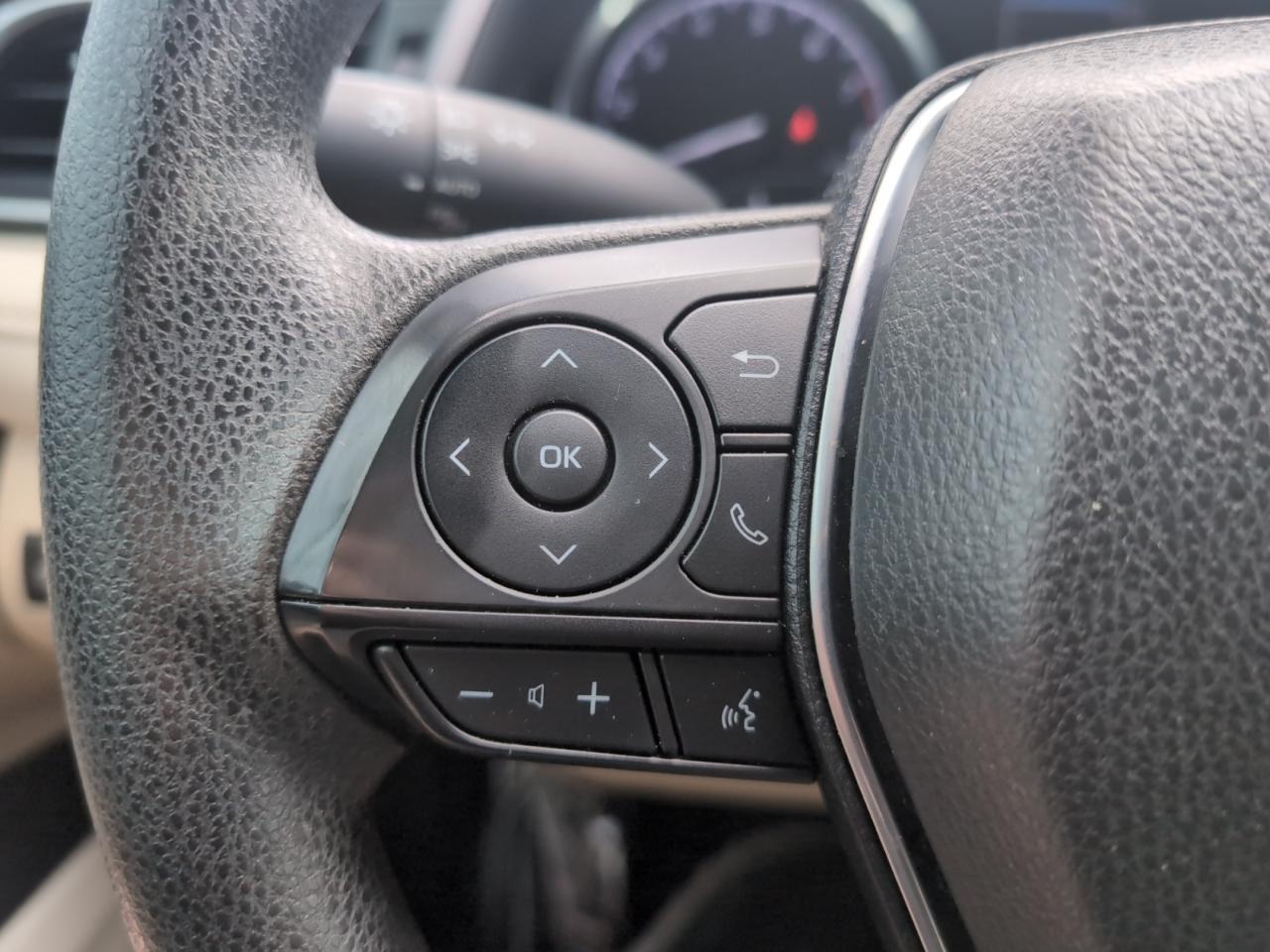 Toyota Camry  2019