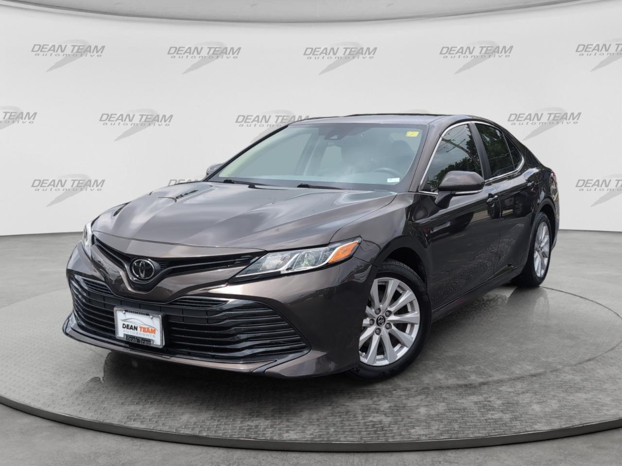 Toyota Camry  2019