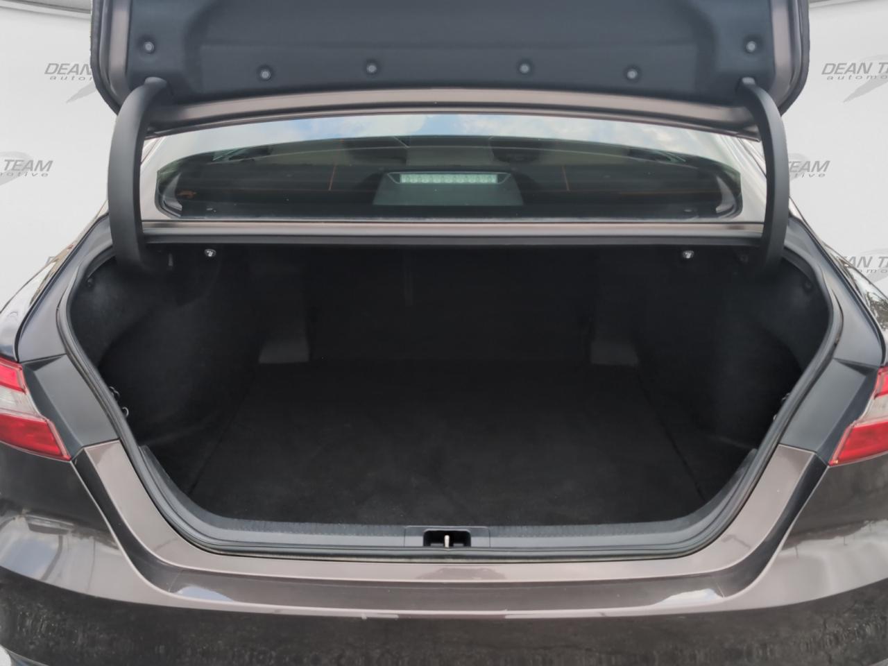 Toyota Camry  2019