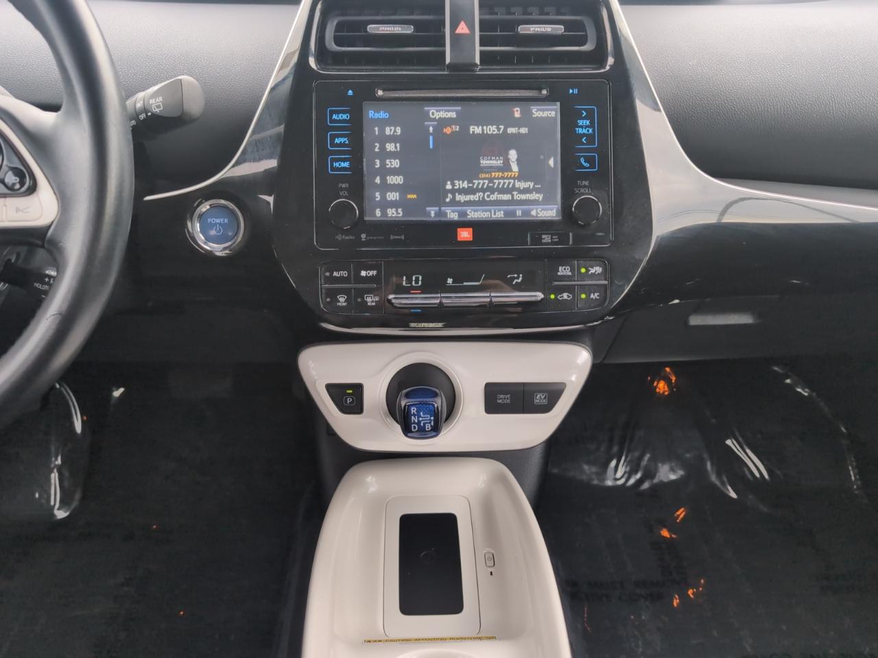Toyota Prius Four 2017