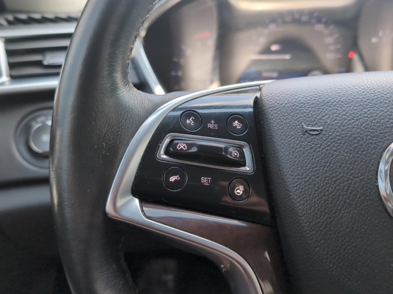 Cadillac SRX  2015