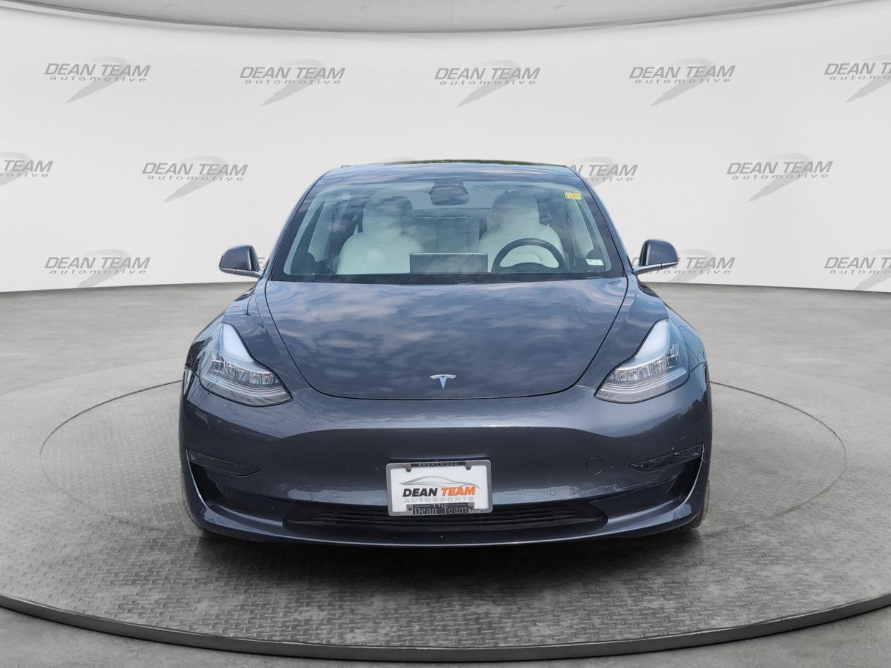 Tesla Model 3 Standard Range Plus RWD 2019