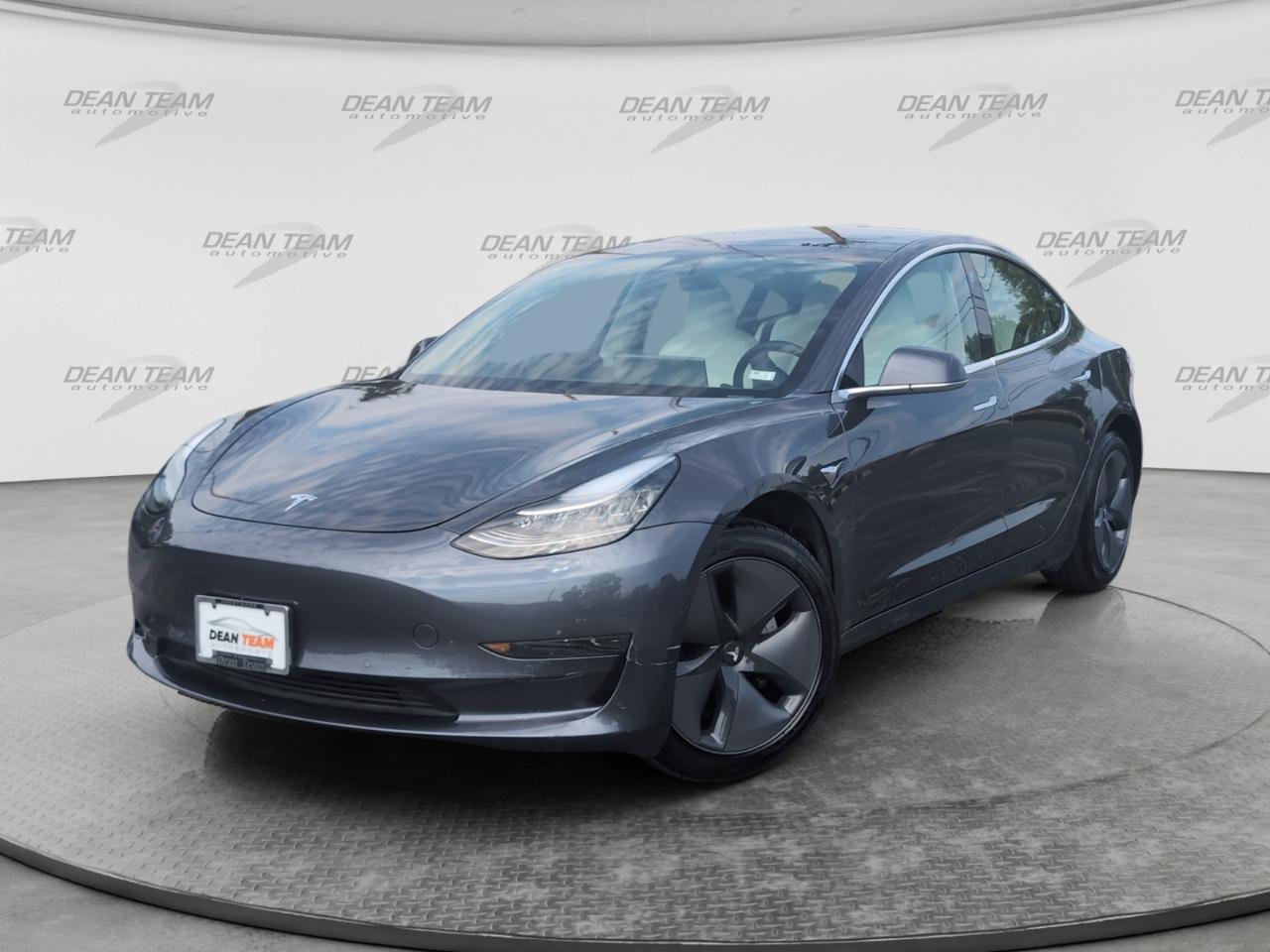 Tesla Model 3 Standard Range Plus RWD 2019