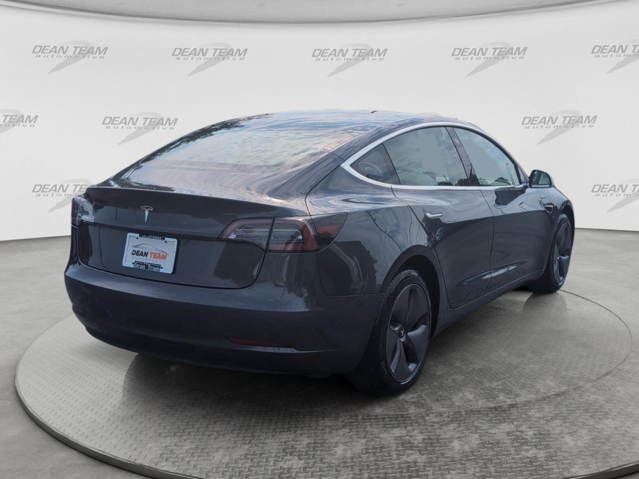 Tesla Model 3 Standard Range Plus RWD 2019