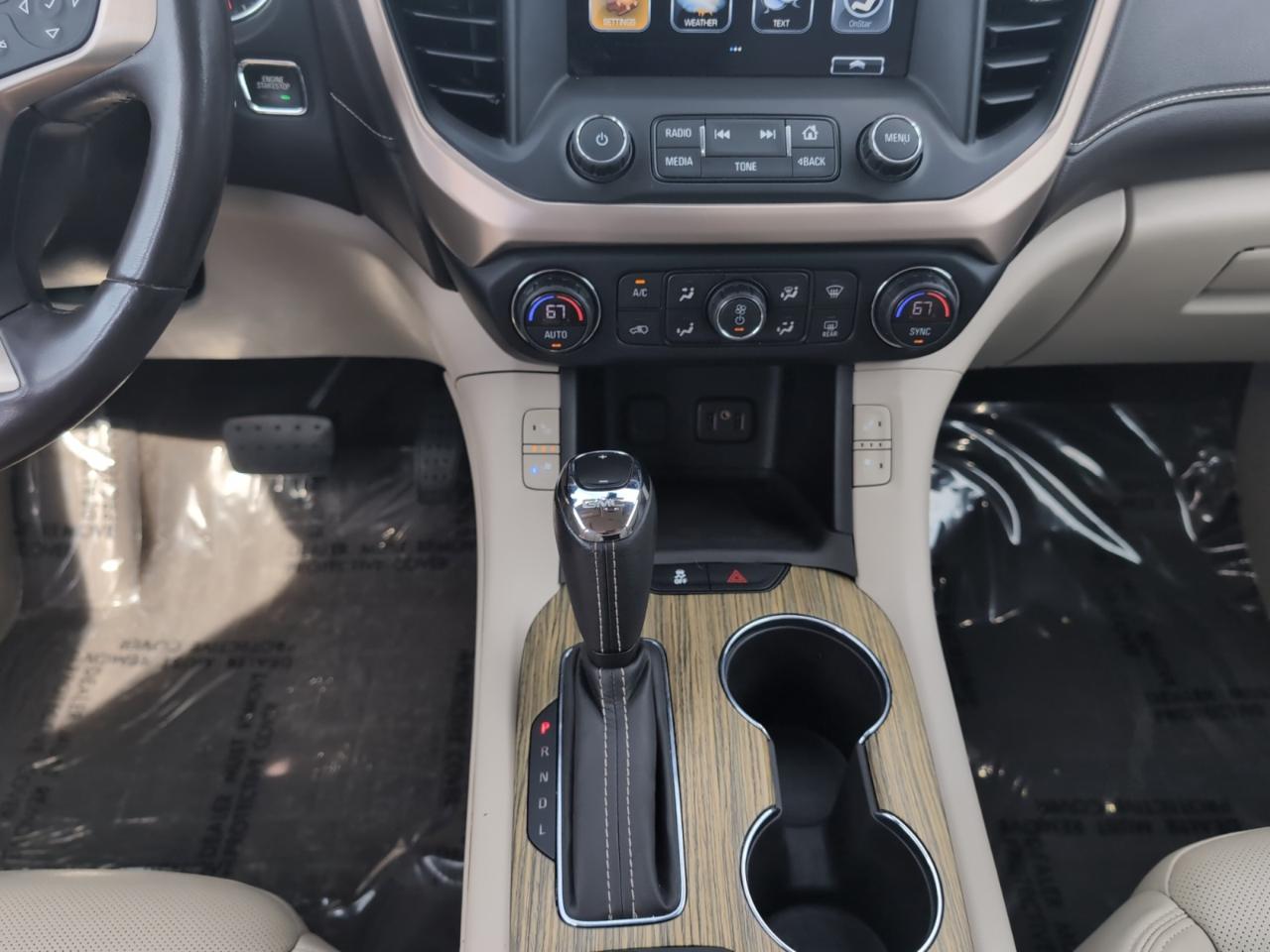 GMC Acadia AWD 4dr Denali 2019