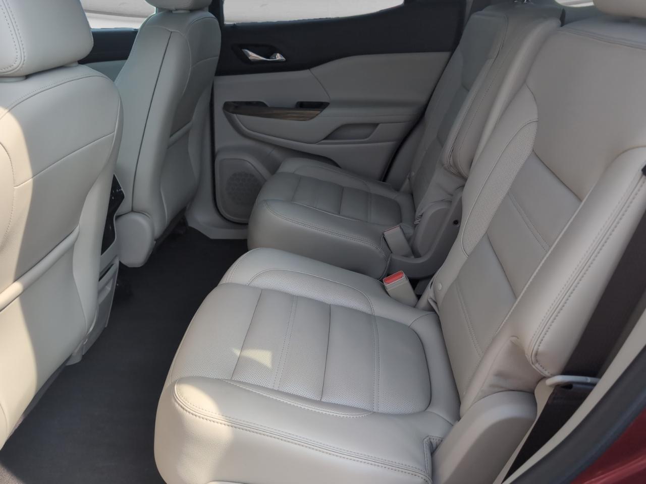 GMC Acadia AWD 4dr Denali 2019