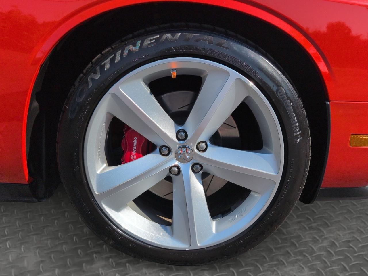 Dodge Challenger 2dr Cpe SRT8 2010