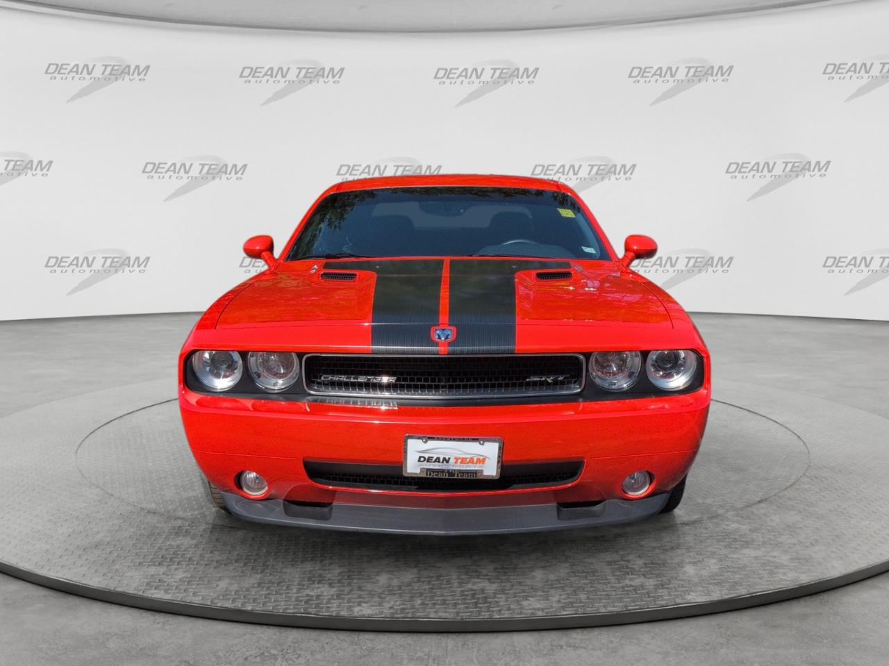 Dodge Challenger 2dr Cpe SRT8 2010