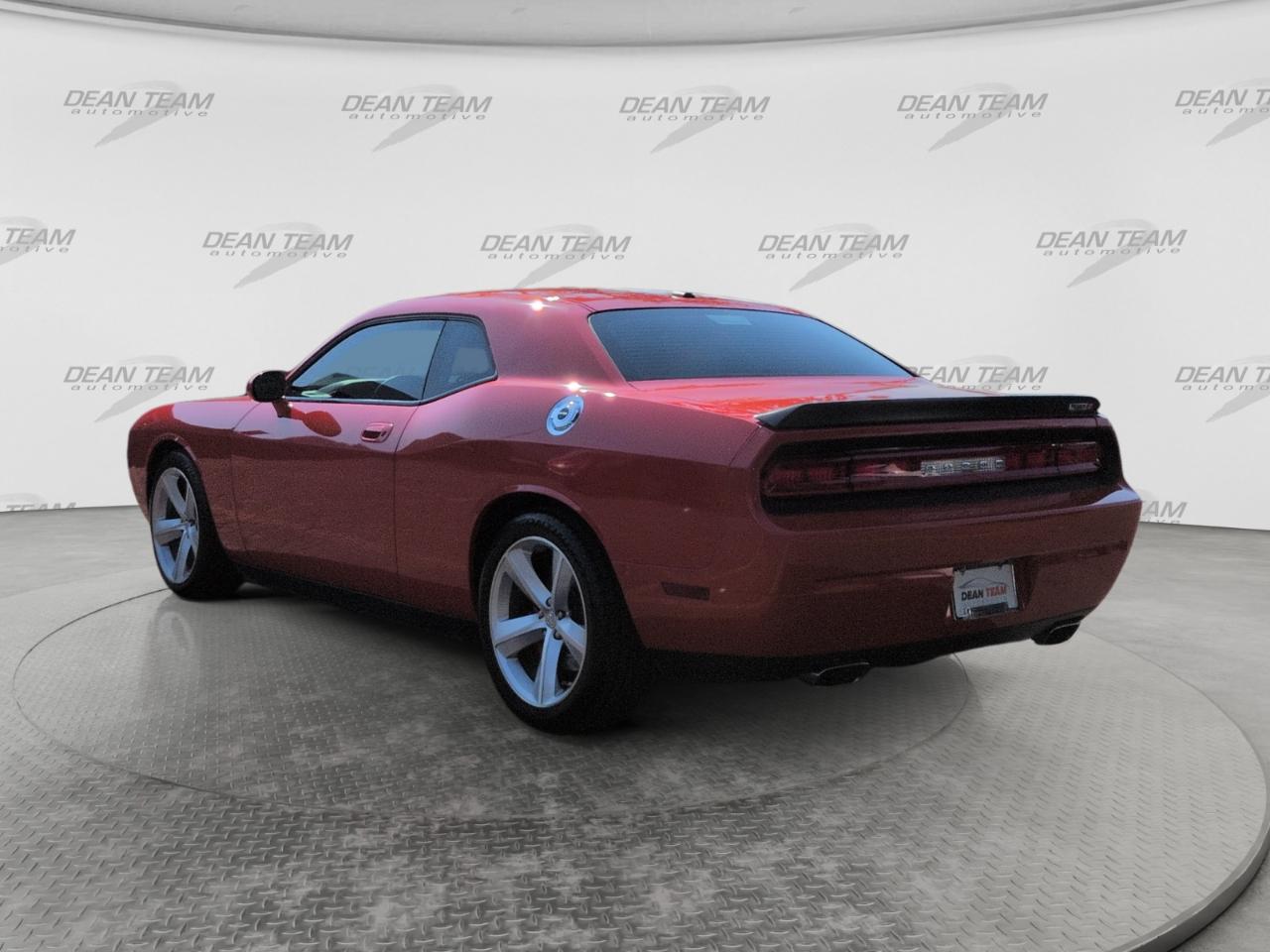 Dodge Challenger 2dr Cpe SRT8 2010