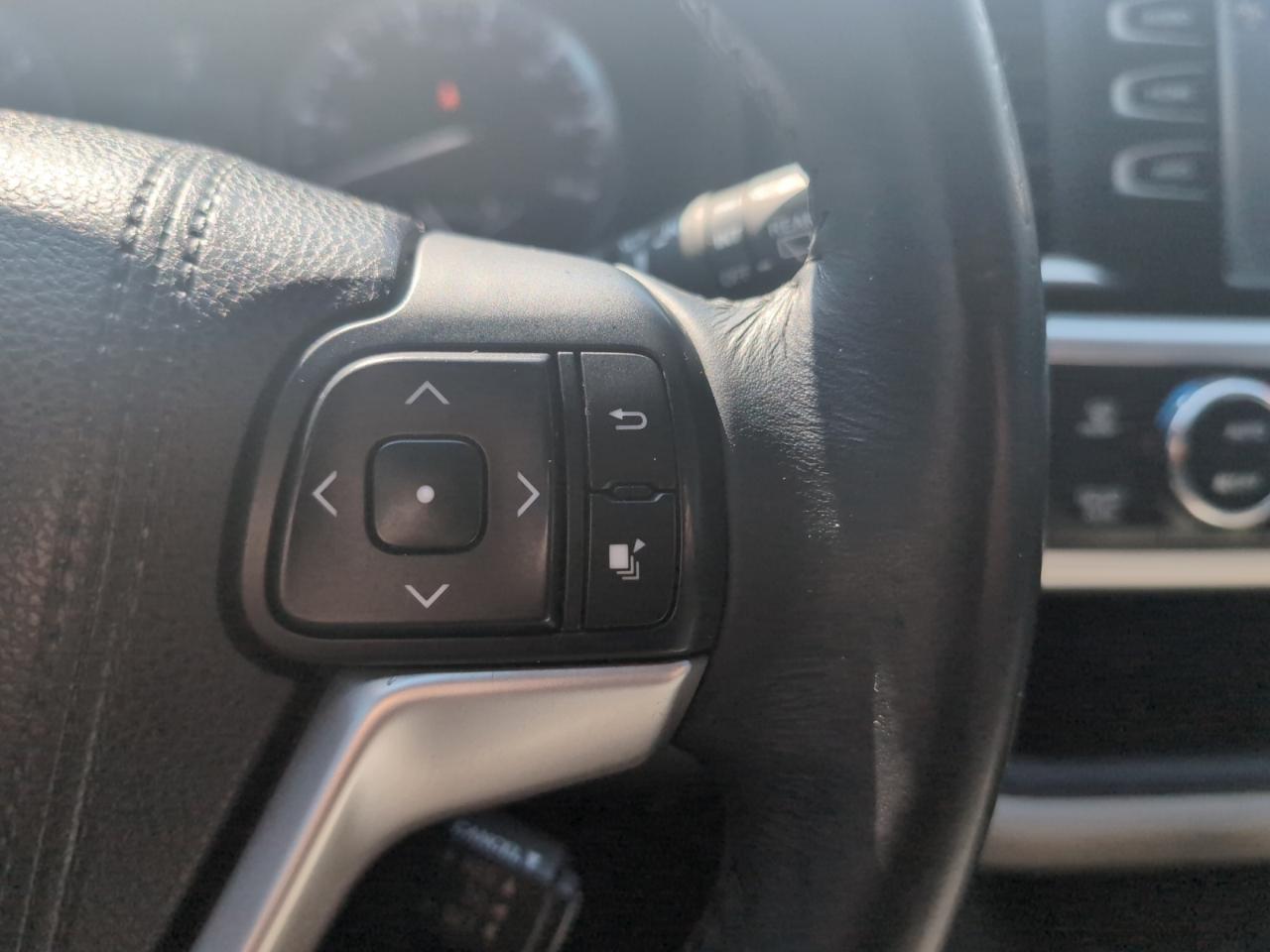 Toyota Highlander  2015