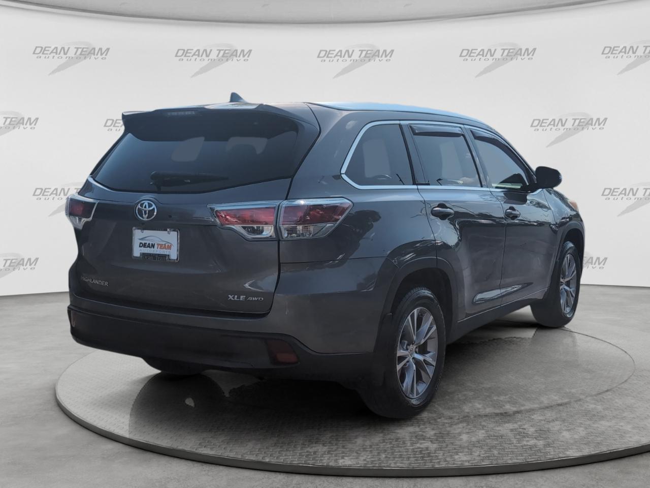 Toyota Highlander  2015