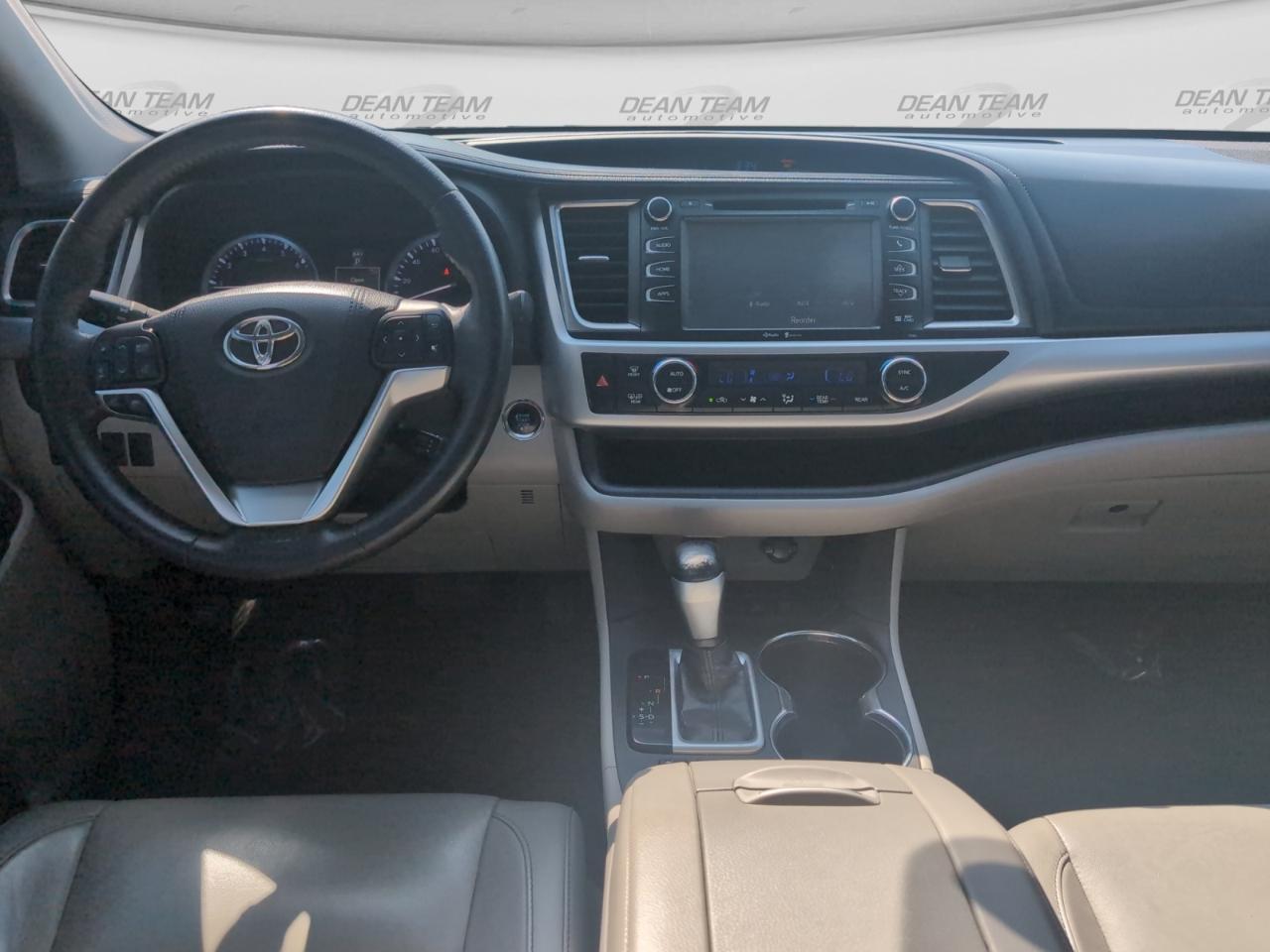Toyota Highlander  2015