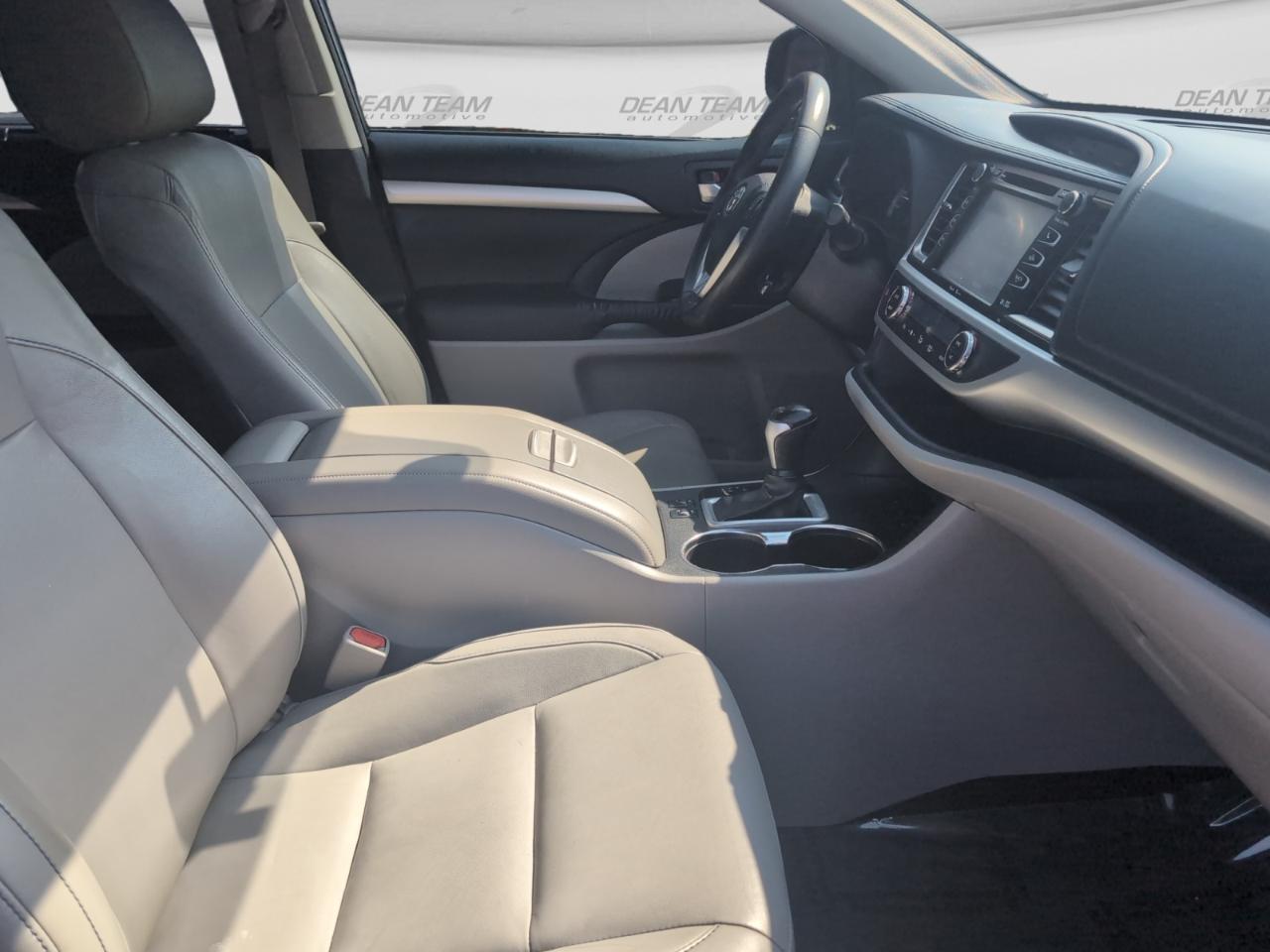 Toyota Highlander  2015