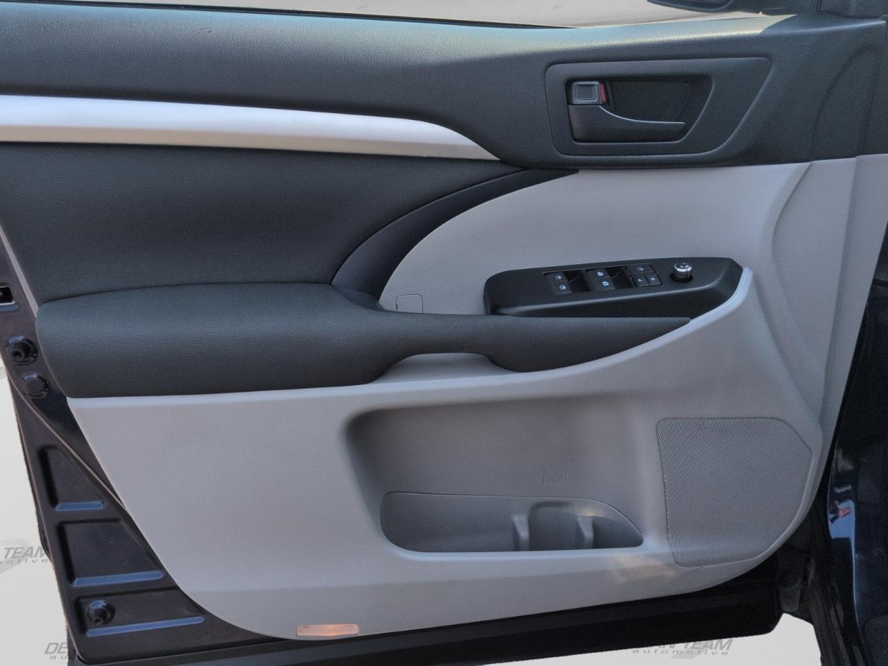 Toyota Highlander  2015