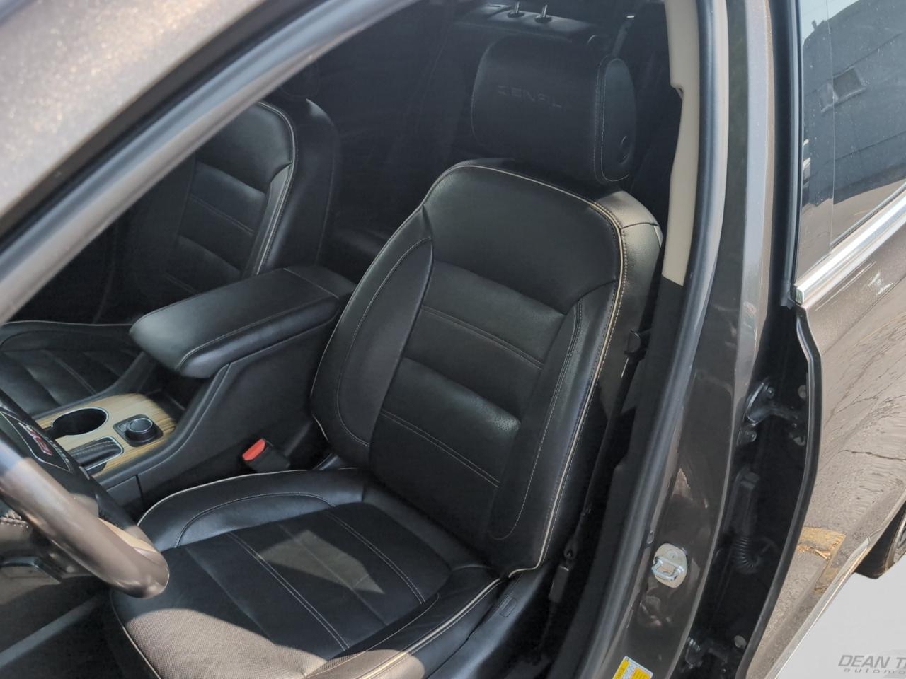 GMC Acadia AWD 4dr Denali 2019