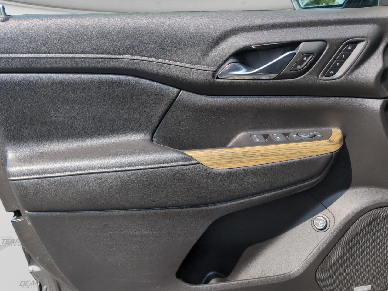 GMC Acadia AWD 4dr Denali 2019