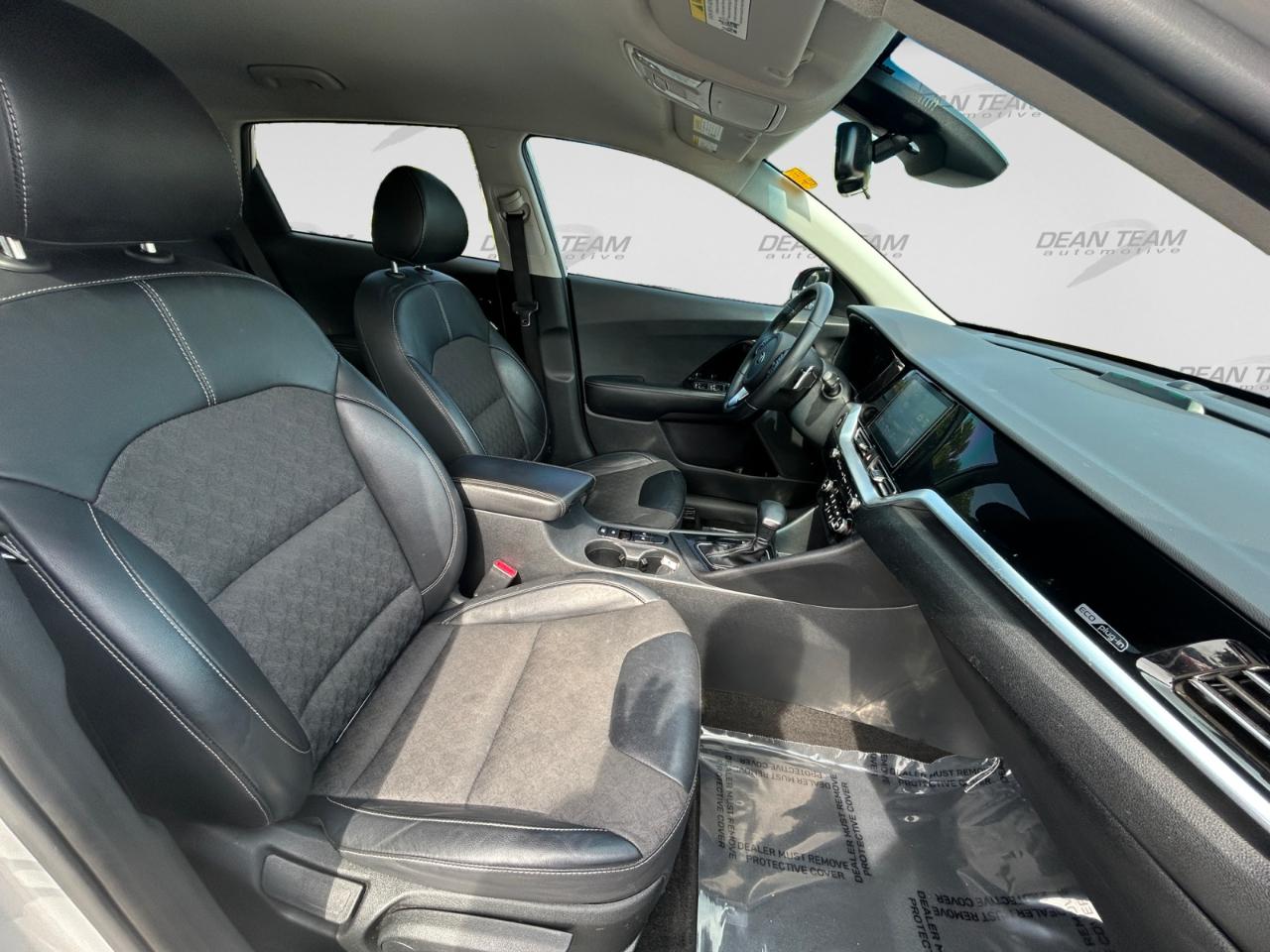 Kia Niro Plug-In Hybrid EX FWD 2021
