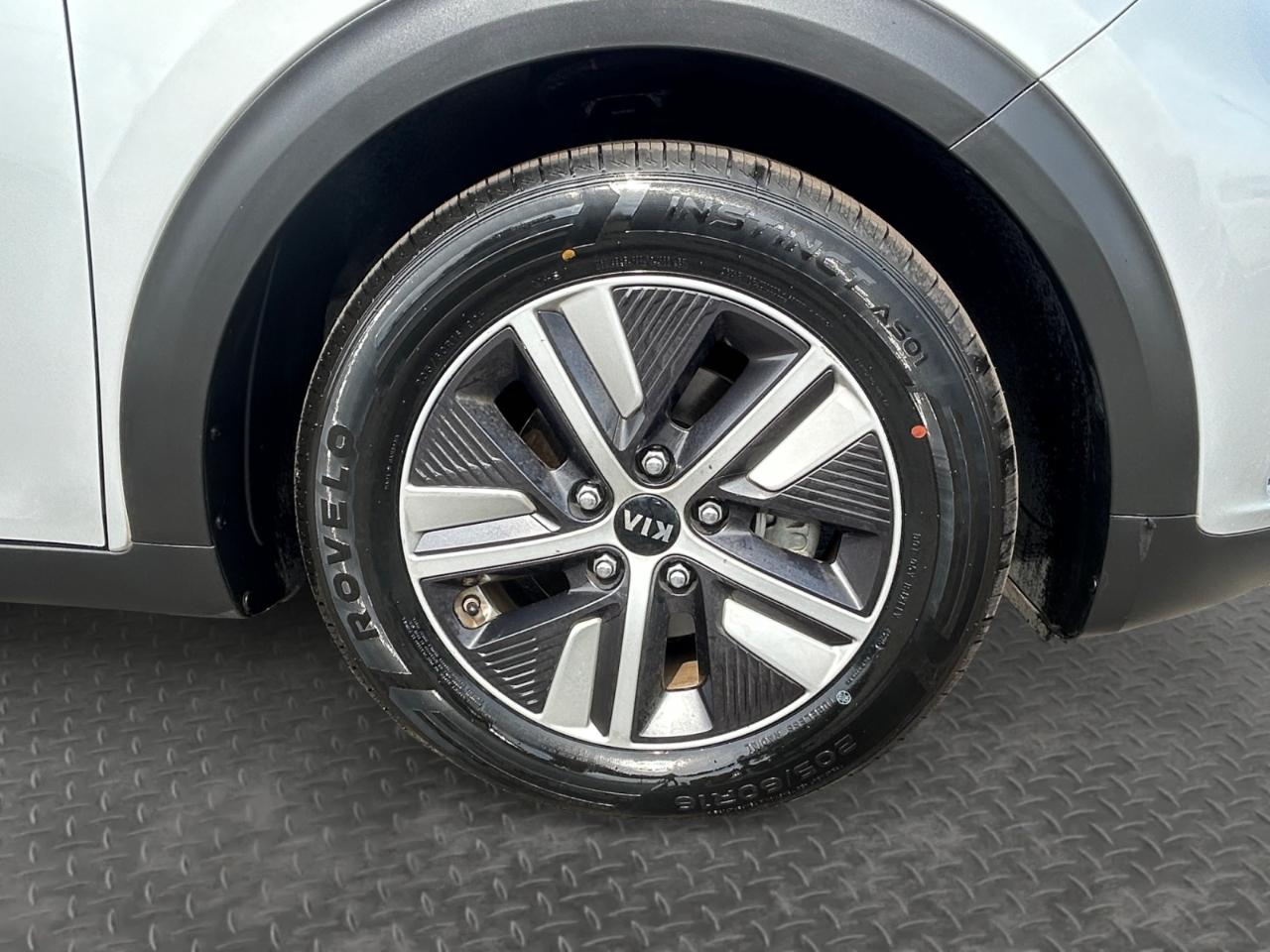 Kia Niro Plug-In Hybrid EX FWD 2021