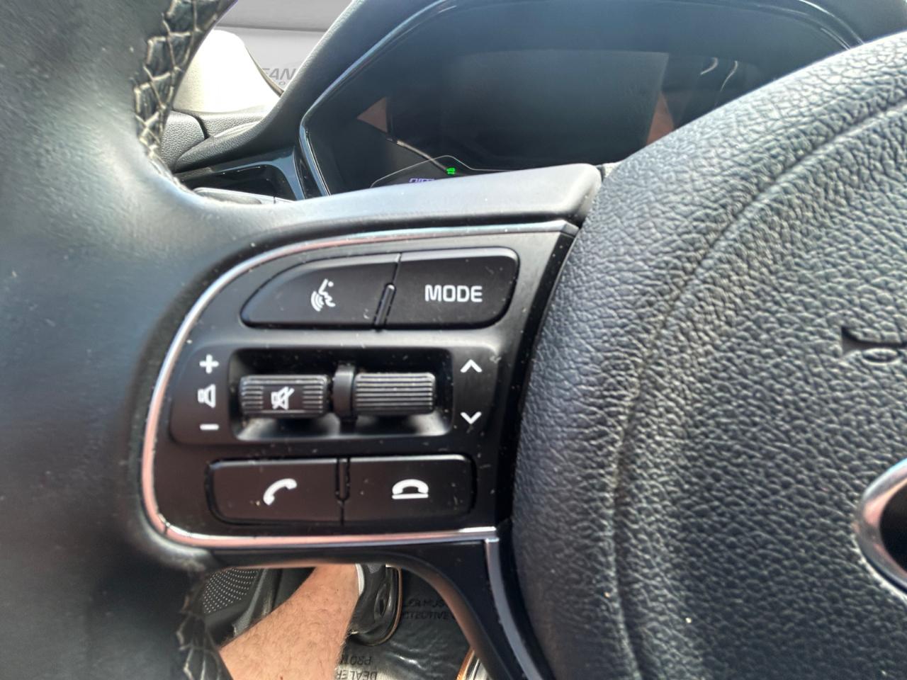Kia Niro Plug-In Hybrid EX FWD 2021