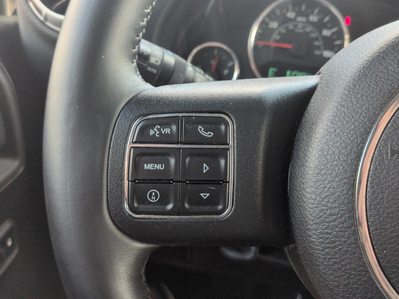 Jeep Wrangler 4WD 2dr Sahara 2014