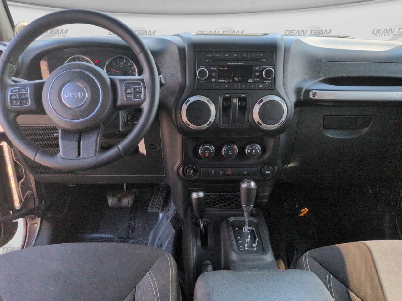 Jeep Wrangler 4WD 2dr Sahara 2014