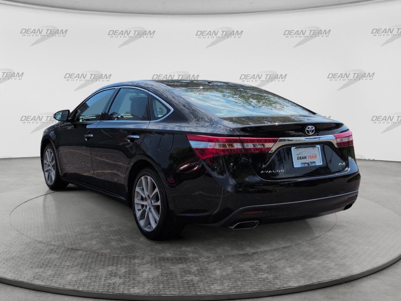 Toyota Avalon  2014