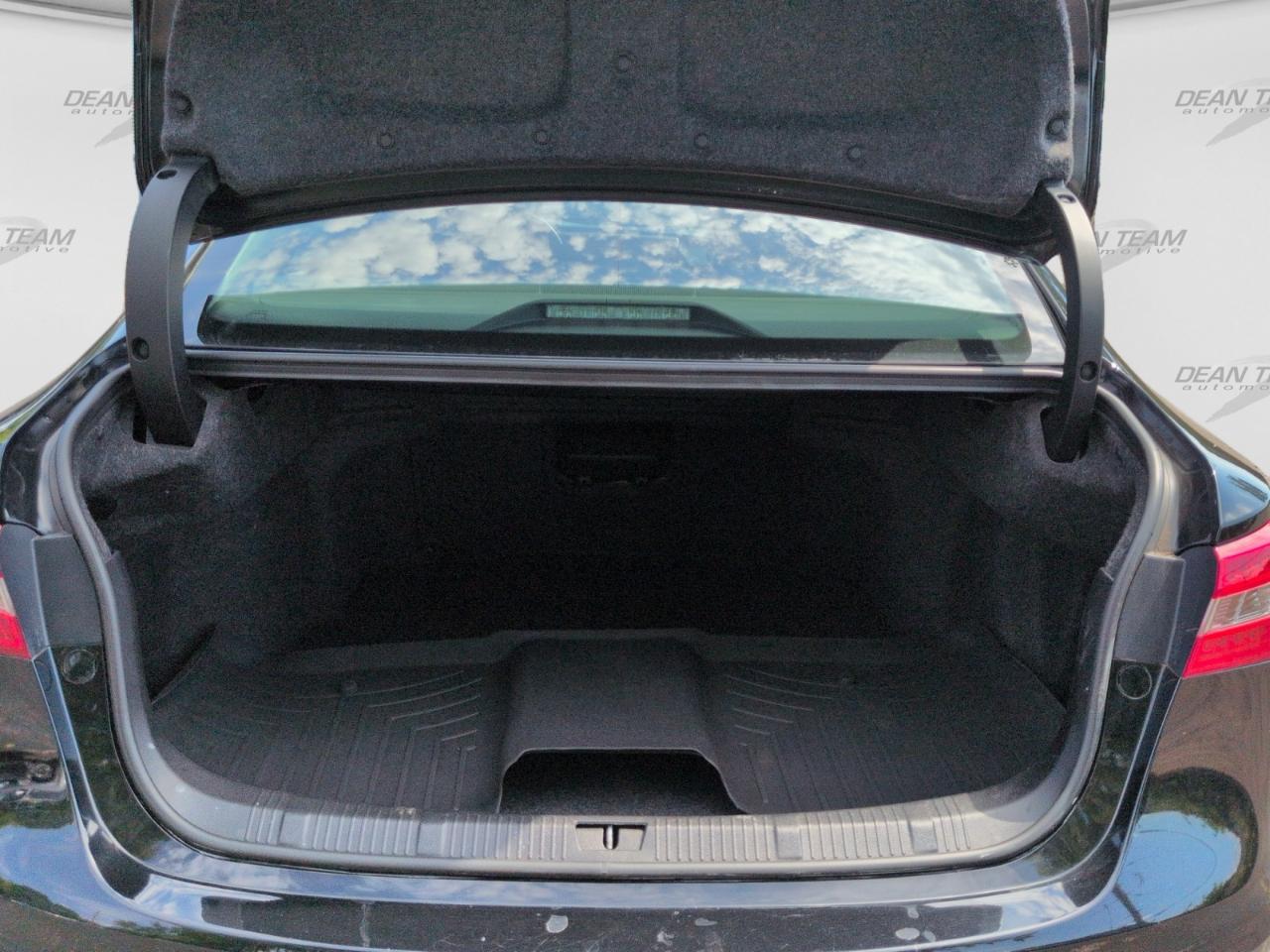 Toyota Avalon  2014