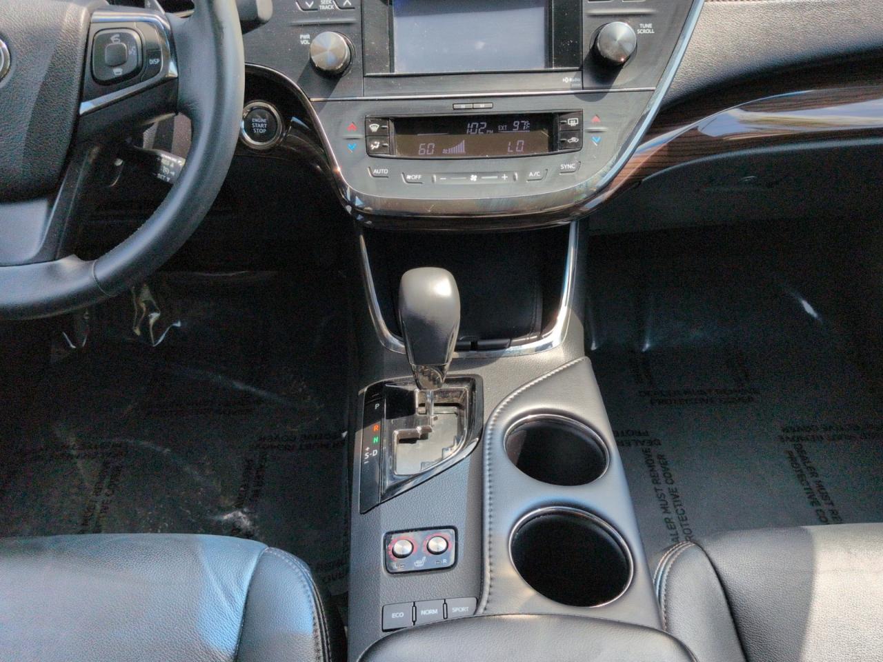 Toyota Avalon  2014