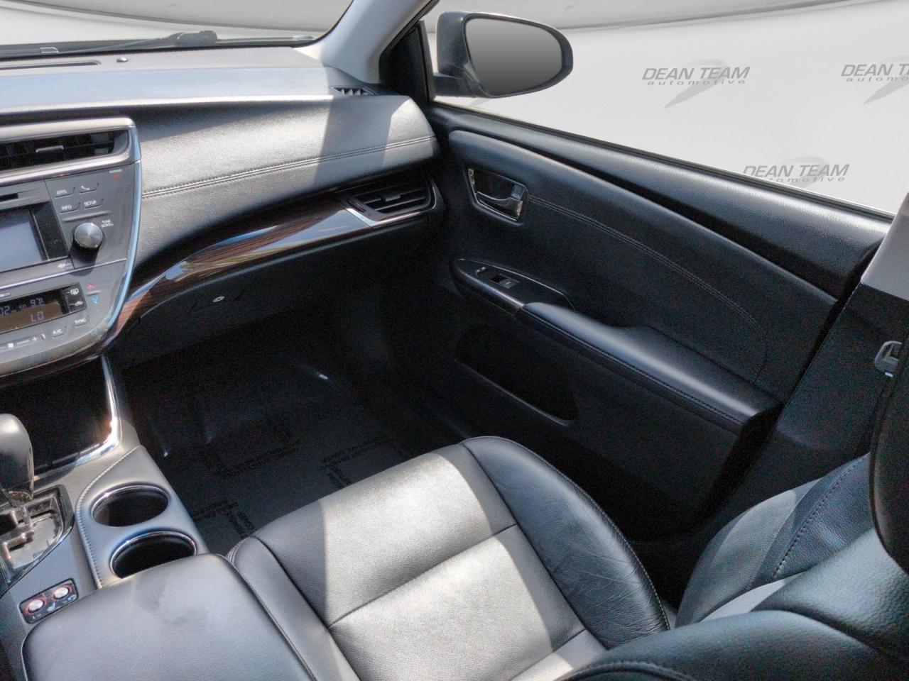Toyota Avalon  2014