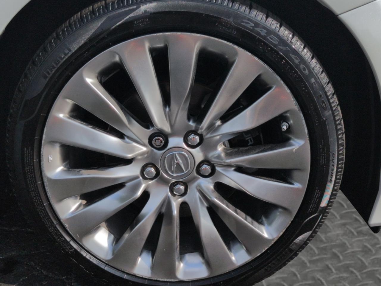 Acura RLX 4dr Sdn Tech Pkg 2016