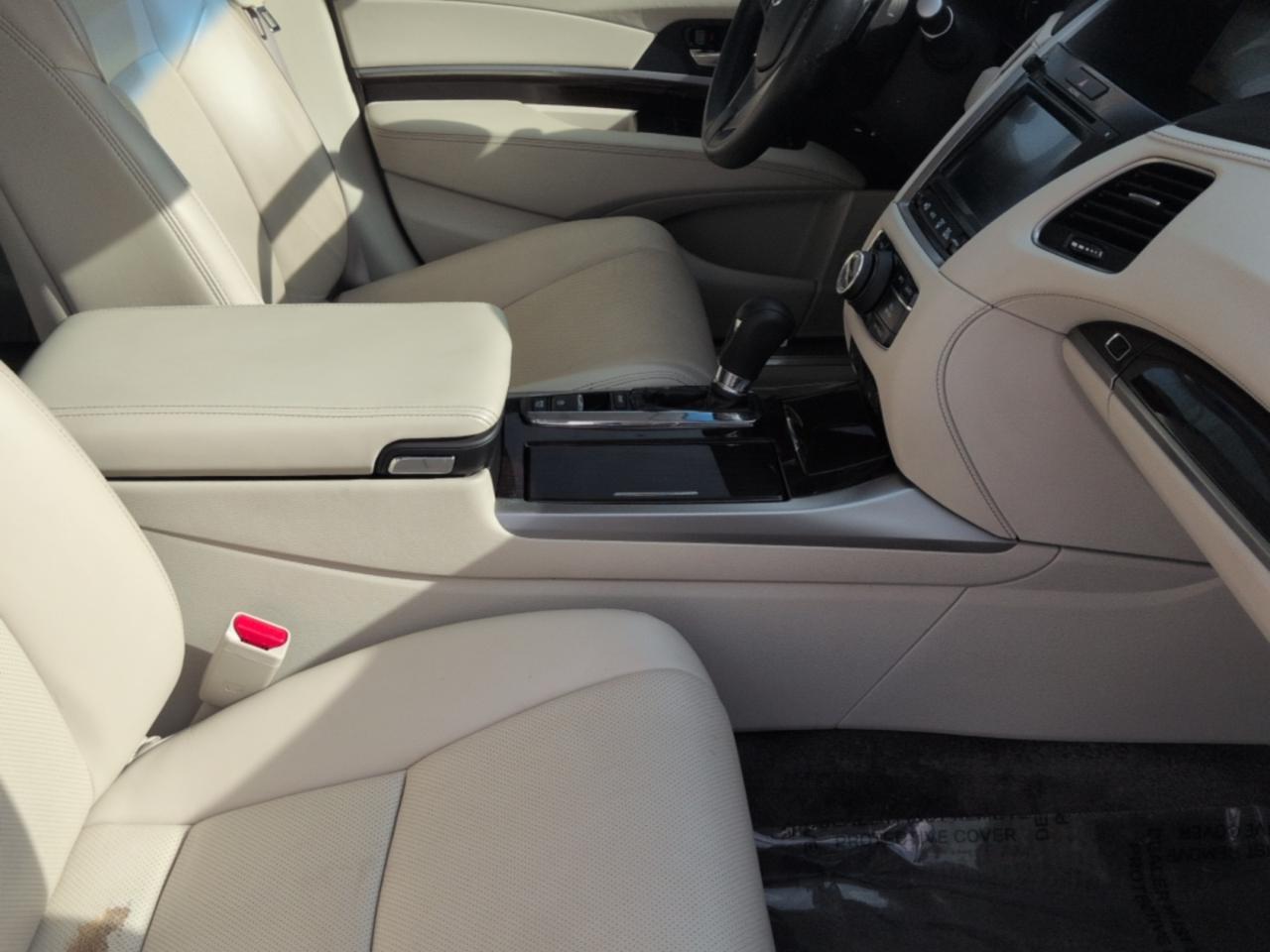 Acura RLX 4dr Sdn Tech Pkg 2016