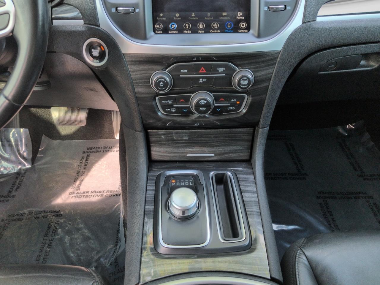 Chrysler 300 Touring RWD 2019