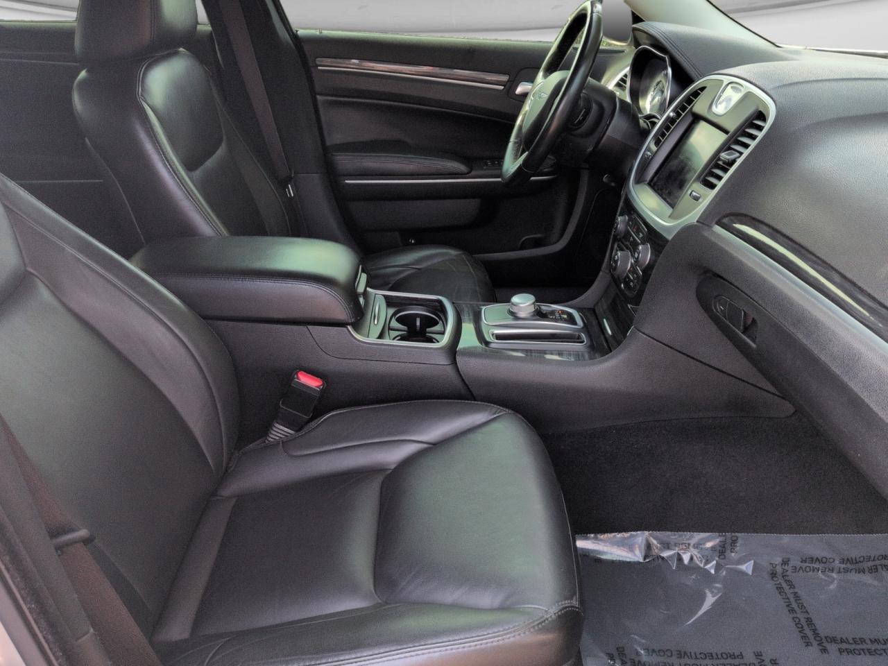 Chrysler 300 Touring RWD 2019