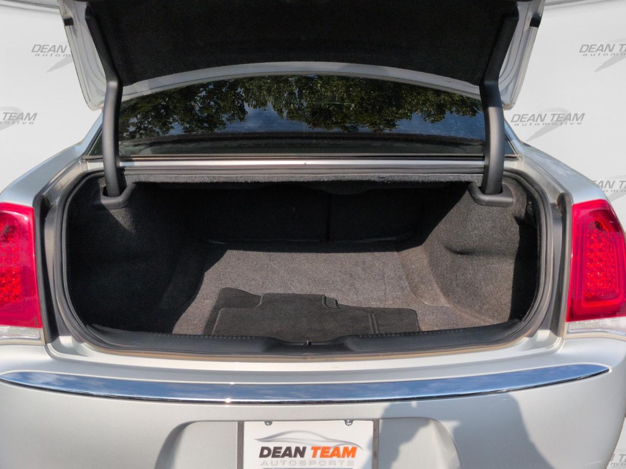 Chrysler 300 Touring RWD 2019