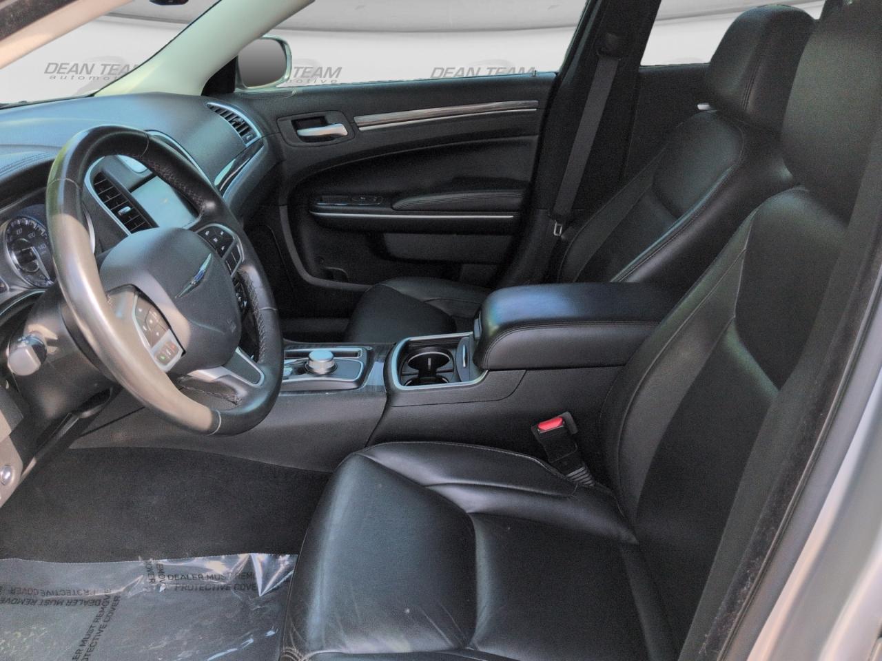 Chrysler 300 Touring RWD 2019