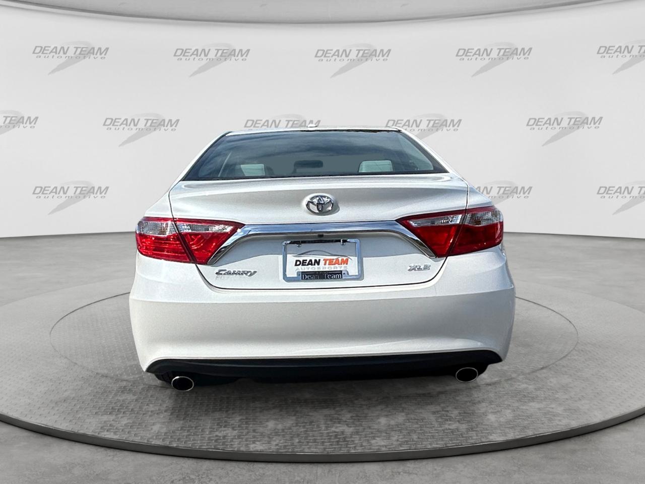 Toyota Camry  2017