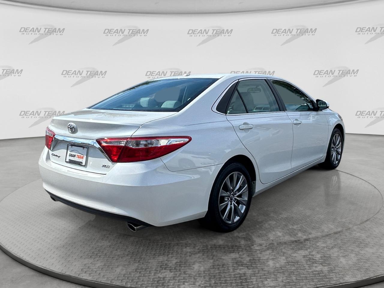 Toyota Camry  2017