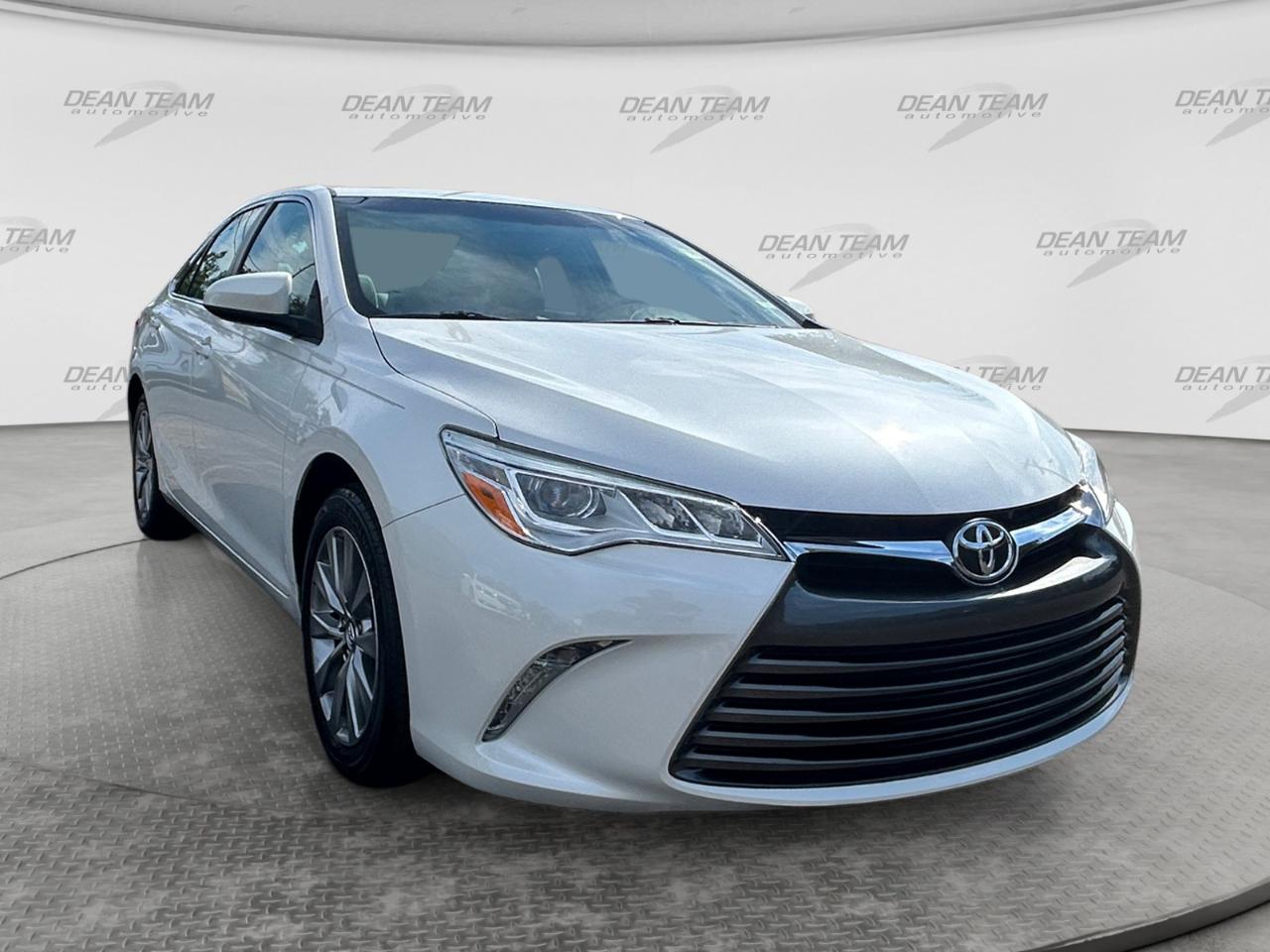 Toyota Camry  2017