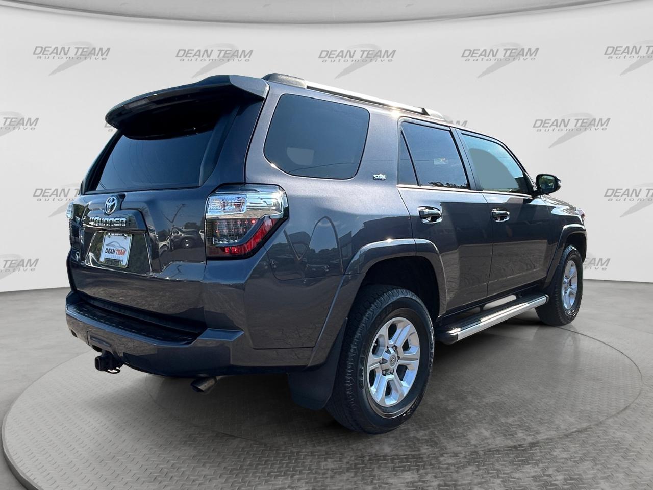 Toyota 4Runner SR5 Premium 4WD 2021