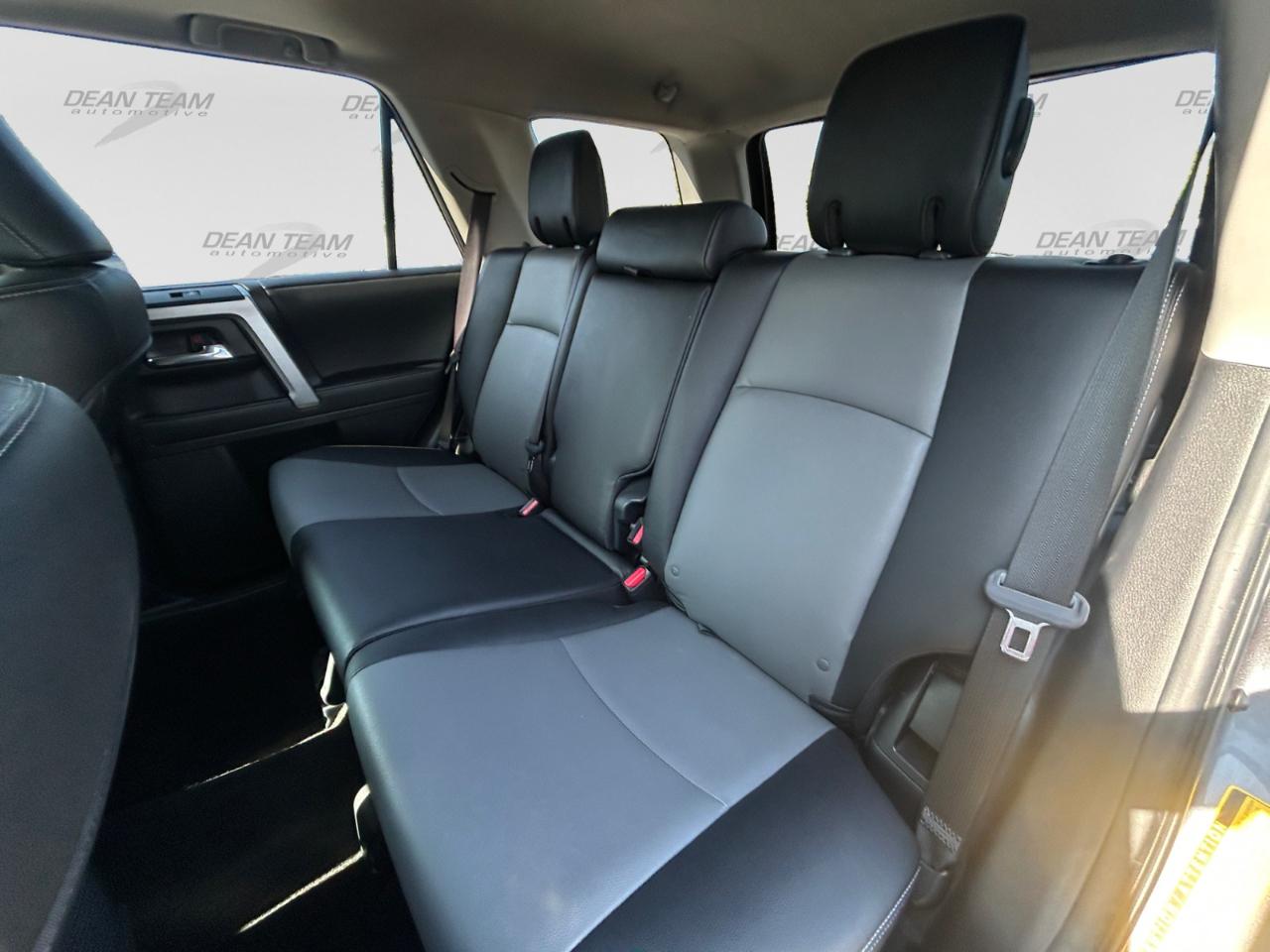 Toyota 4Runner SR5 Premium 4WD 2021