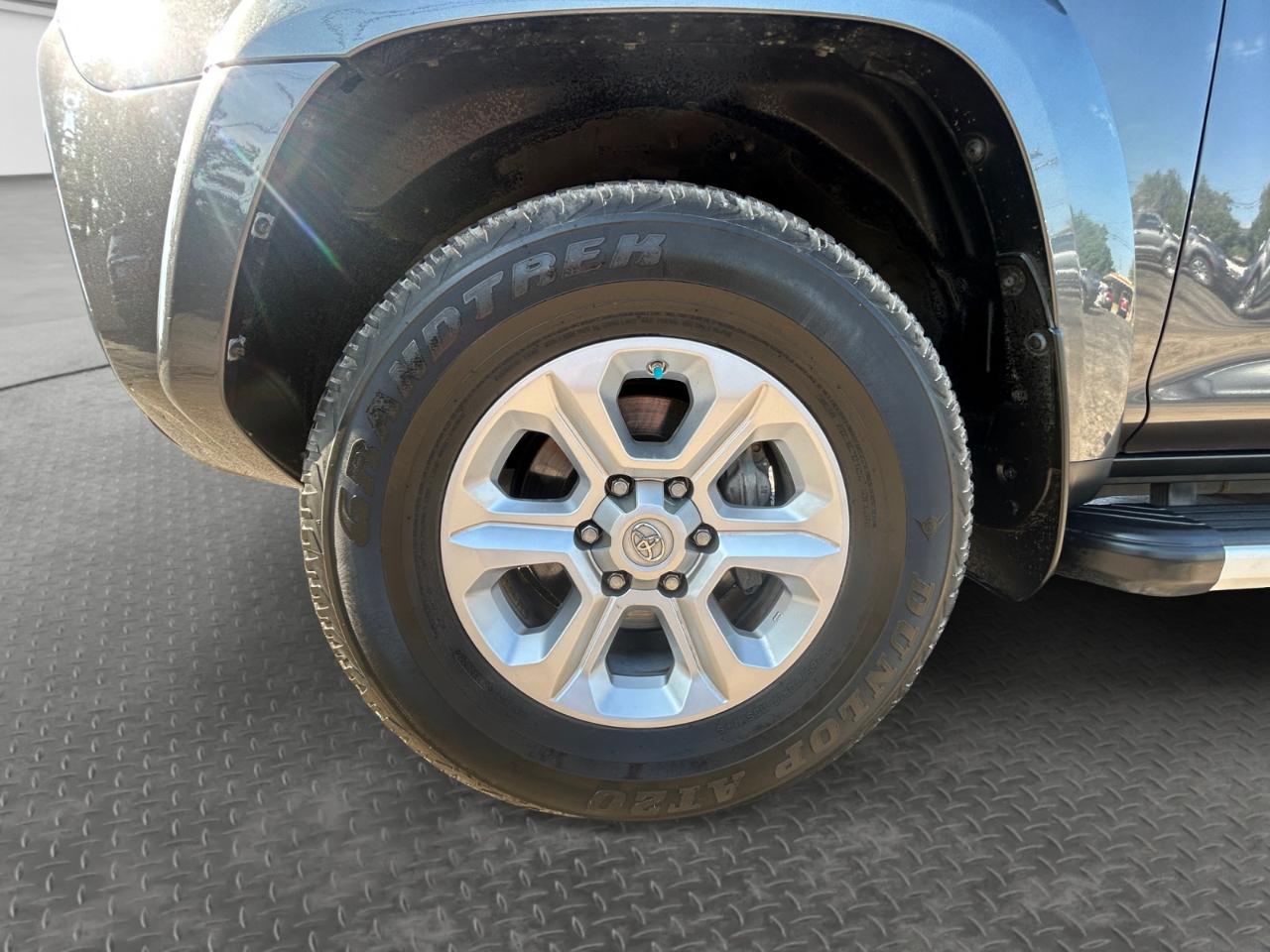 Toyota 4Runner SR5 Premium 4WD 2021
