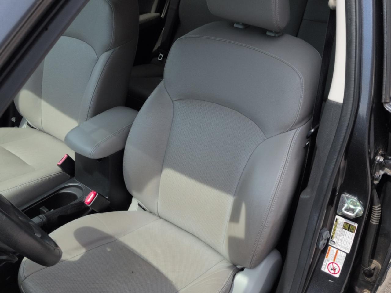 Subaru Forester 4dr CVT 2.5i Limited PZEV 2015