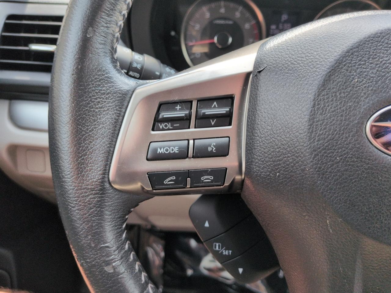 Subaru Forester 4dr CVT 2.5i Limited PZEV 2015