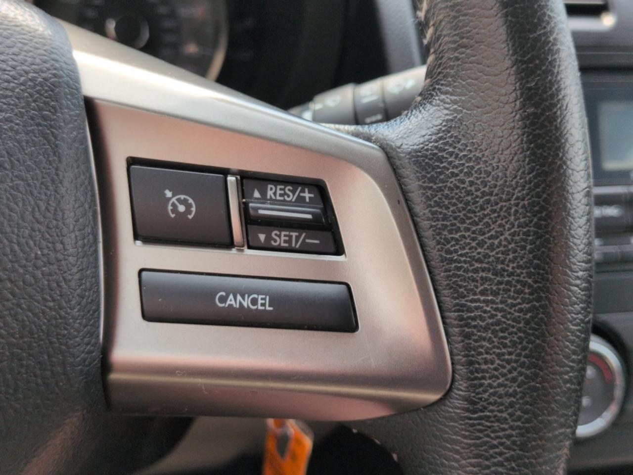 Subaru Forester 4dr CVT 2.5i Limited PZEV 2015