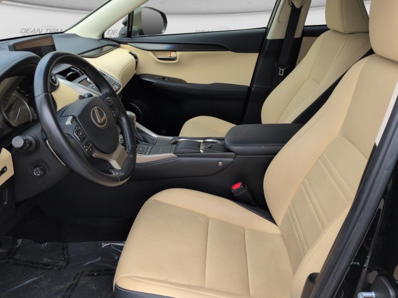 Lexus NX NX 300h AWD 2018