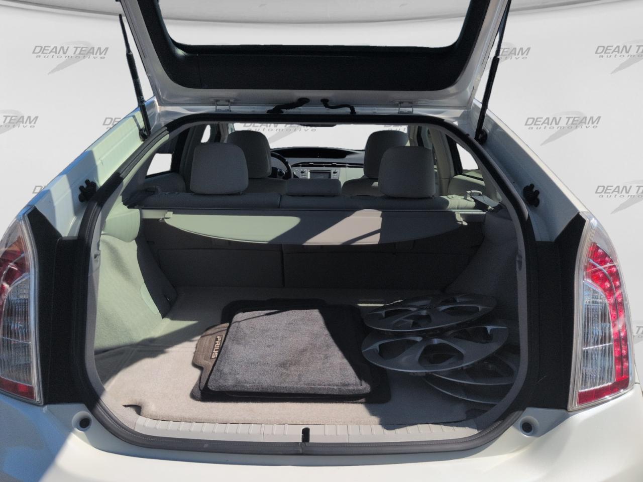 Toyota Prius  2015