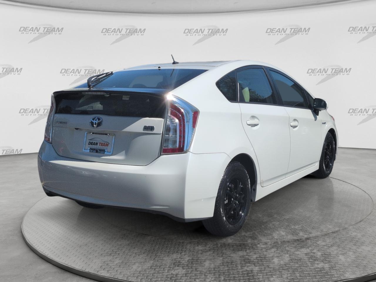 Toyota Prius  2015